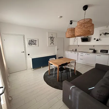 Apart Gdynia Apartment *